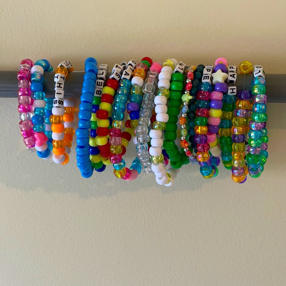 Customizable handmade bracelets
